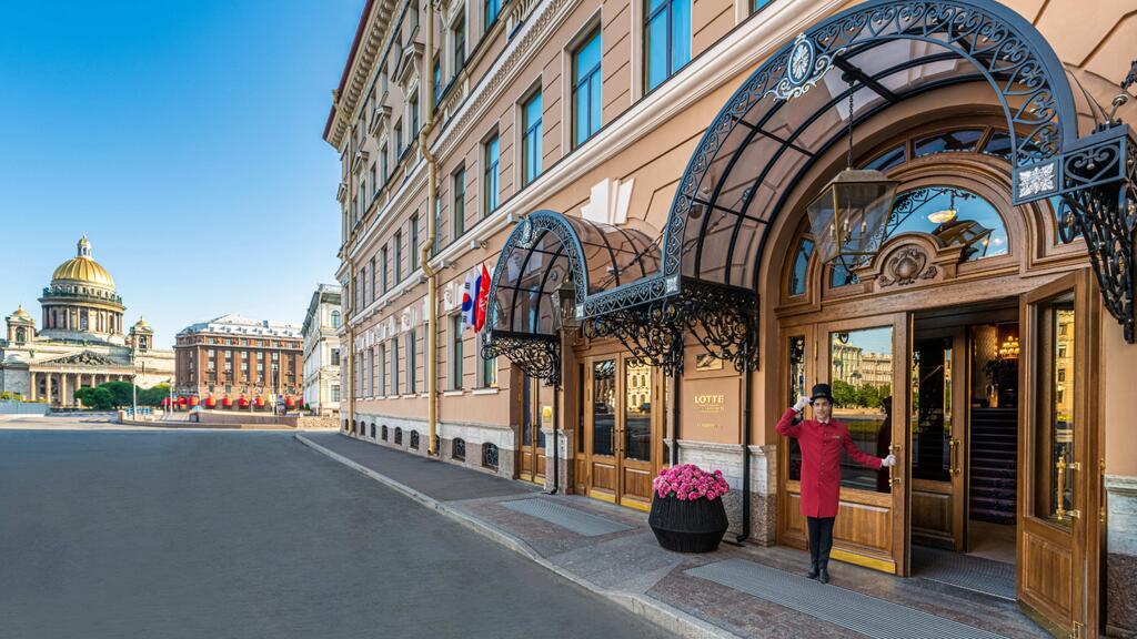 Отель Лотте Санкт-Петербург