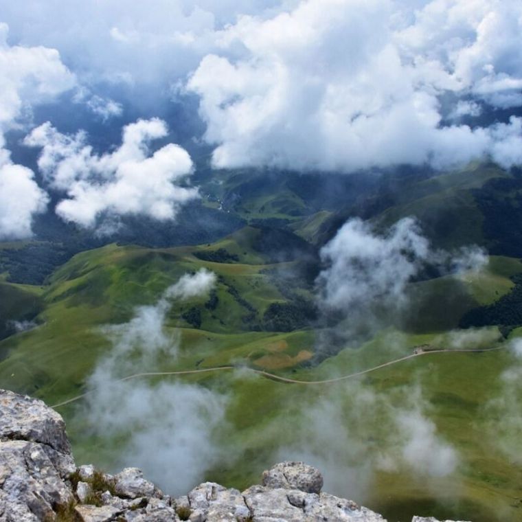 3 ущелья Кабардино-Балкарии  и величественный Эльбрус